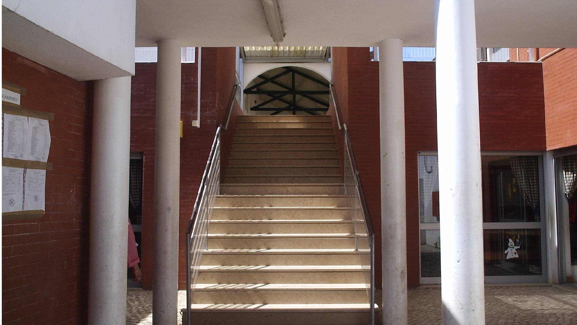 Escola Básica de Almada
